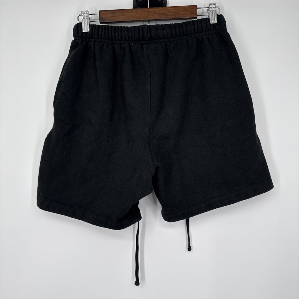 Essentials Fear of God Men's Black Fleece Cotton Logo Drawstring Sweat Shorts XS - Picture 2 of 8